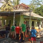 Menunggu CSR PT Antam, Warga Kampung Peteuy Swadaya Renovasi Masjid Darussolihin