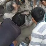 Truk Bermuatan Semen Terguling, Enam Orang Alami Luka