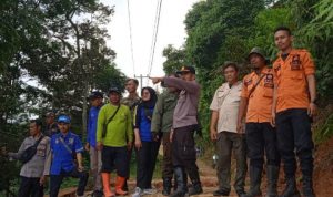 Terdampak Pergeseran Tanah, Warga Cigudeg Diminta Tidak Melintasi Lokasi
