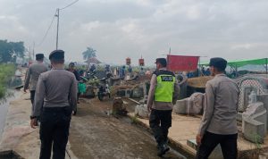 Polisi Amankan Acara Tradisi Cheng Beng 2575