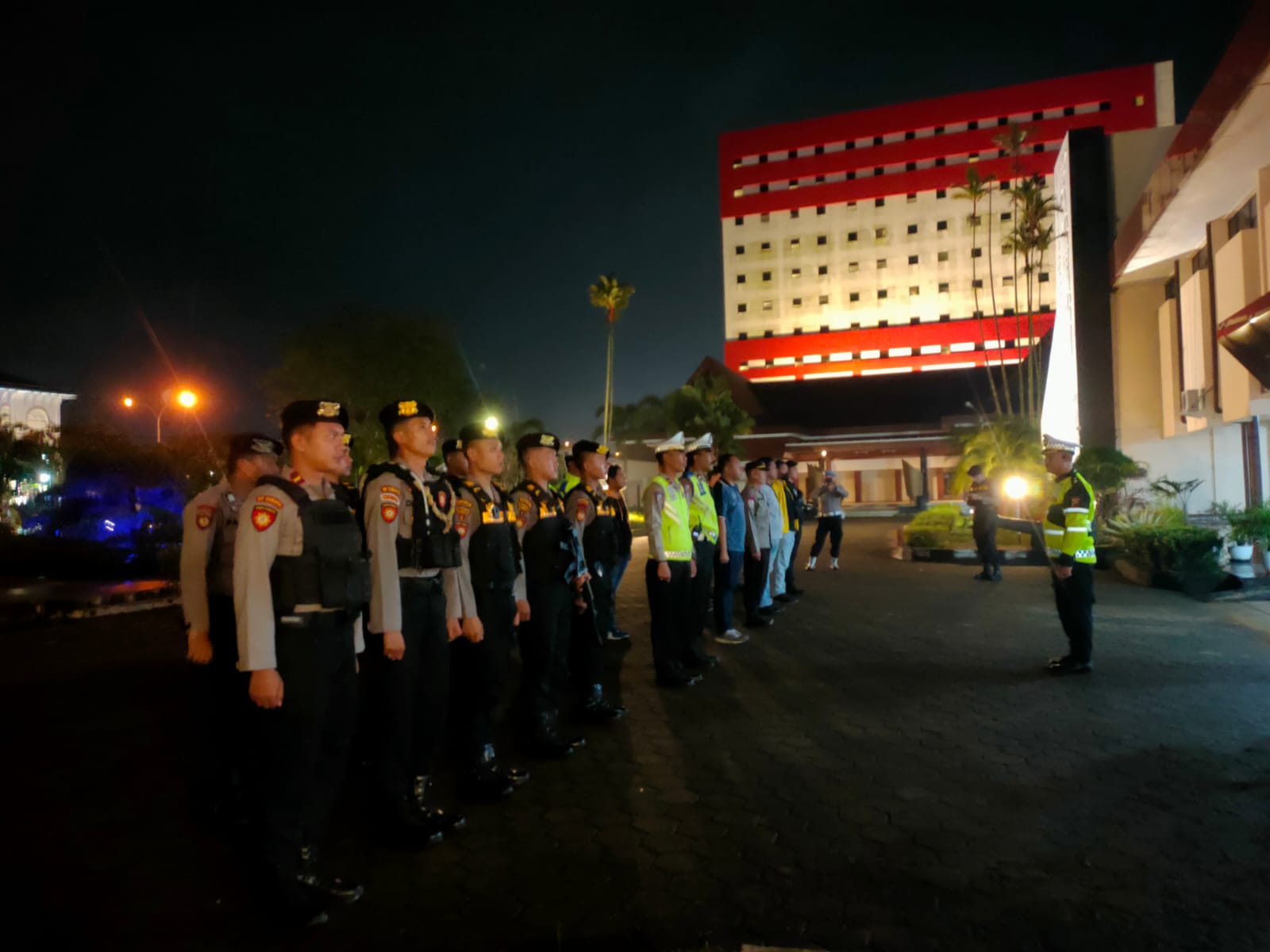 Polda Kalbar Kerahkan Patroli Skala Besar Demi Mencegah Tindak Kejahatan