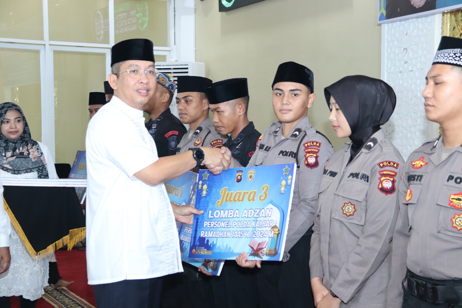 Polda Kalbar Gelar Peringatan Nuzulul Qur’an dan Buka Puasa Bersama PNPP Polda Kalbar