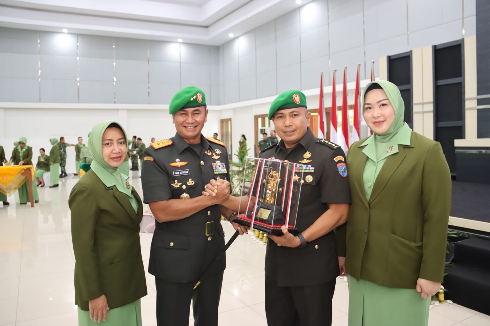 Pangdam XII/Tpr Pimpin Sertijab Aster Kasdam dan Kainfolahtadam Serta Terima Laporan Korps Kenaikan Pangkat Perwira