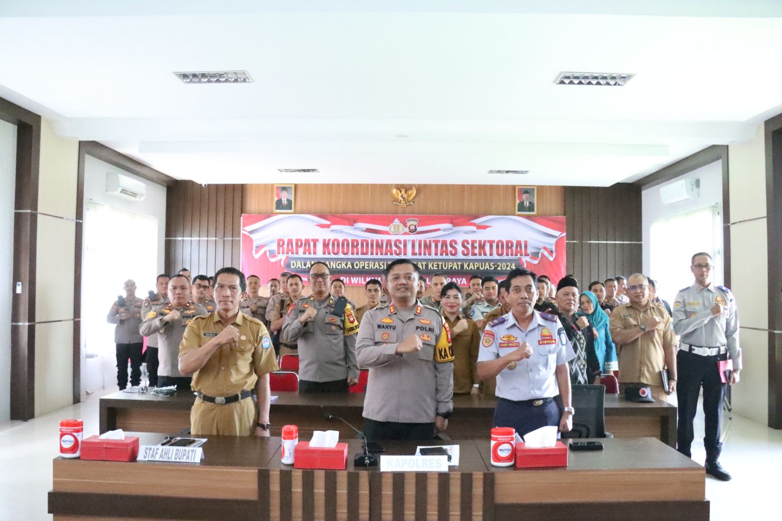 Ops Ketupat Kapuas 2024, Polres Kubu Raya Terjunkan 207 Personil dan Siapkan 6 Pos Strategis Untuk Pengamanan Idul Fitri 1445 H/2024