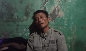 Miris Selama Dua Bulan Udin Bersama Anak Istri Tidur Di Emperan