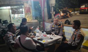 Kanit Binmas Polsek Metro Menteng Sambang Warga Menyampaikan Pesan Kamtibmas