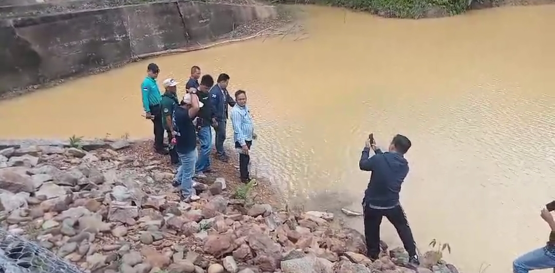 Polres Melawi Dampingi Tim Terkait Olah TKP Pencemaran Sumber Mata Air