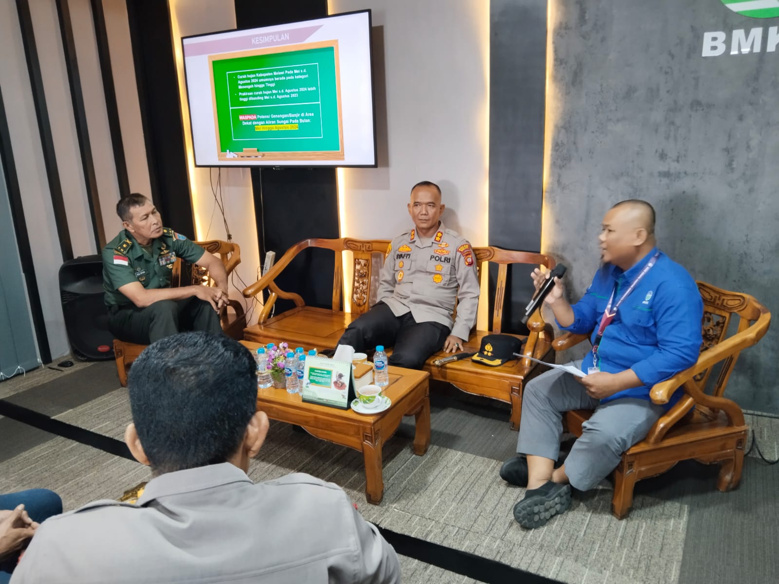 Kapolres Melawi Hadiri Coffee Morning : Apresiasi Stasiun Meteorologi Nanga Pinoh