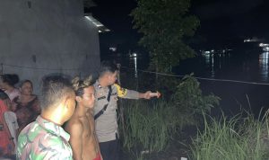 Asik Mandi Seorang Warga Hilang di Bawa Arus Sungai
