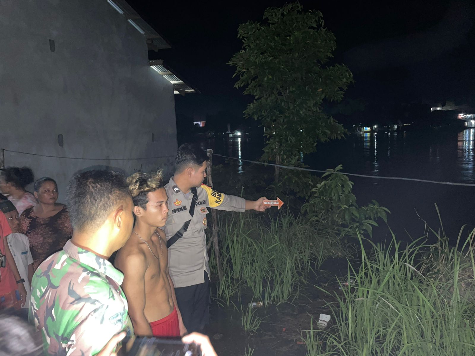 Asik Mandi Seorang Warga Hilang di Bawa Arus Sungai