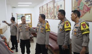 Kapolres Metro Jakarta Pusat Lakukan Pengecekan Mako Polsek Kemayoran