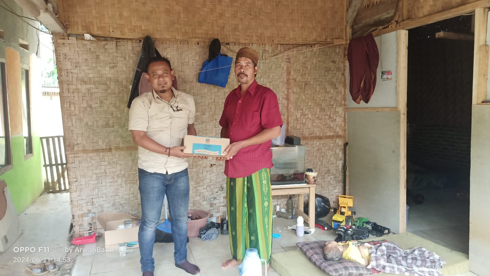 Forwatu Banten kunjungi Zaki Penderita Lumbuh dan Betikan Bantuan Untuk Zaki