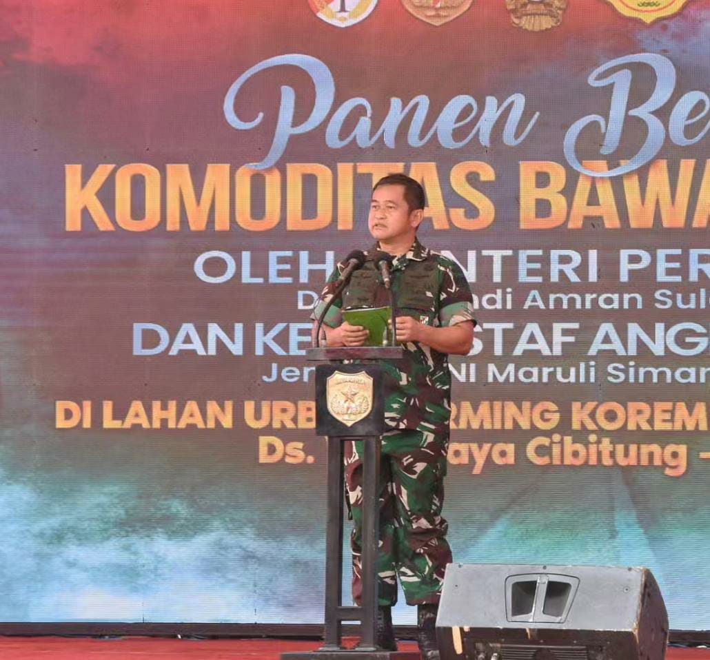 Mentan RI dan Kasad Panen Raya Bawang Merah di Wilayah Kodam Jaya