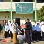 Kegiatan Berbagi Satbrimob Polda Kalbar Disalah Satu Pondok Pesantren