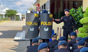 Tingkatkan Rasa Percaya Diri Dalam Bertugas Personel Brimob Kalbar Laksanakan Latihan