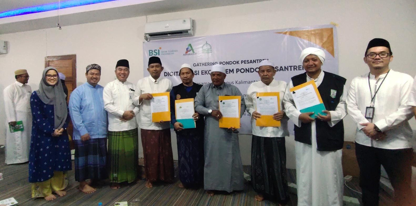 BSI Ajak Asparagus Kalbar Tumbuh Kembangkan Ekosistem Ekonomi Syariah di Pondok Pesantren