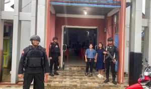 Berikan Rasa Aman Masyarakat Beribadah, Brimob Kalbar Patroli Tempat Ibadah