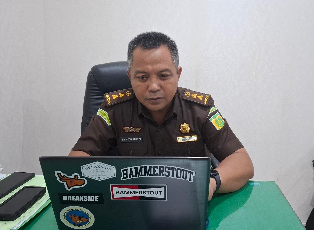 Kejaksaan Tinggi Kalbar Selidiki Kasus Pembelian Sebidang Tanah Oleh Bank Kalbar Yang Mark Up Anggaran Ada Keterlibatan Anggota DPRD Berinisial P 