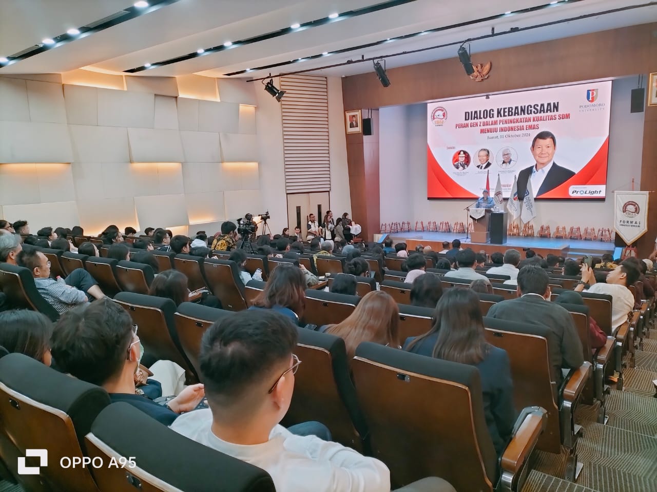 Generasi Z Pilar Masa Depan dalam Pembangunan Indonesia Emas