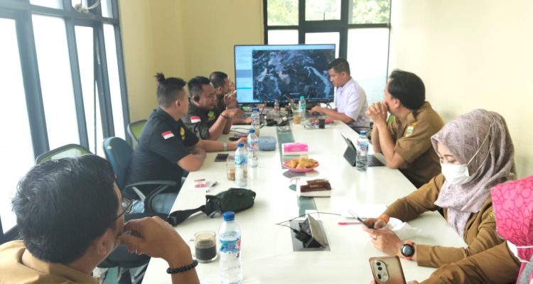 Temui DLHK: Forwatu Banten: Kami Tidak Puas! Kami Yang Akan Bergerak di Situ Cijoro