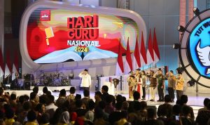 Presiden Prabowo Tegaskan Komitmen Pemerintah pada Pendidikan di Puncak Hari Guru Nasional Presiden Prabowo Tegaskan Komitmen Pemerintah pada Pendidikan di Puncak Hari Guru Nasional