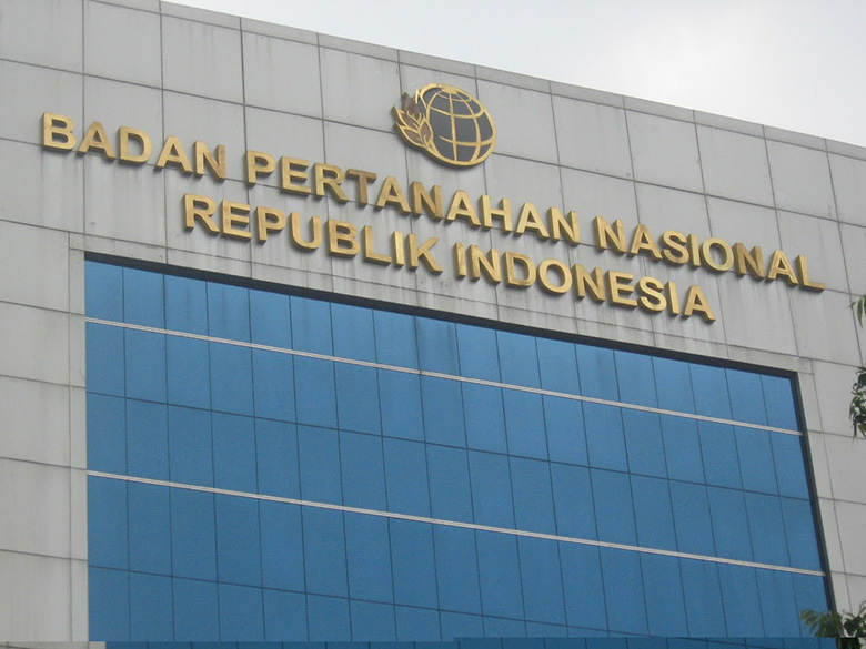 Warga Keluhkan Lambat SK Kementerian ATR / BPN Untuk Sertifikat Rumah Ibadah Warga Keluhkan Lambat SK Kementerian ATR / BPN Untuk Sertifikat Rumah Ibadah