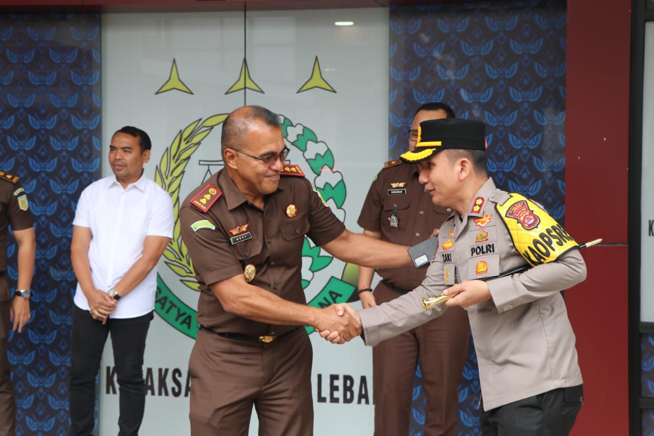 Perkuat Sinergitas, Kapolres Lebak Silaturahmi Dengan Kajari Lebak