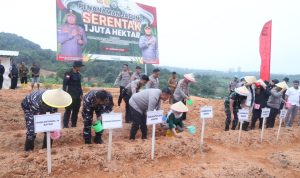 Dukung Program Ketahanan Pangan Nasional, TNI AL Hadiri Penanaman Jagung Serentak 1 Juta Hektar di Batam