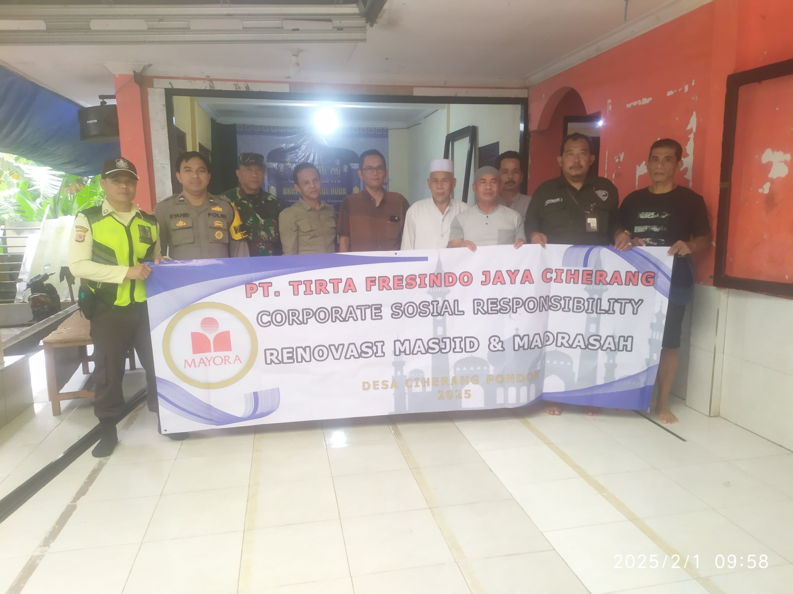 CSR Awal Tahun 2025, TFJ Ciherang Renovasi Masjid Warga