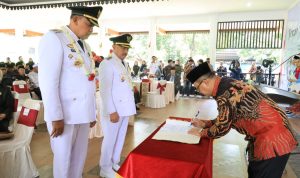 Aparatur dan Para Tokoh Sambut Hangat Walikota Tri Adhianto dan Wawali Haris Bobihoe
