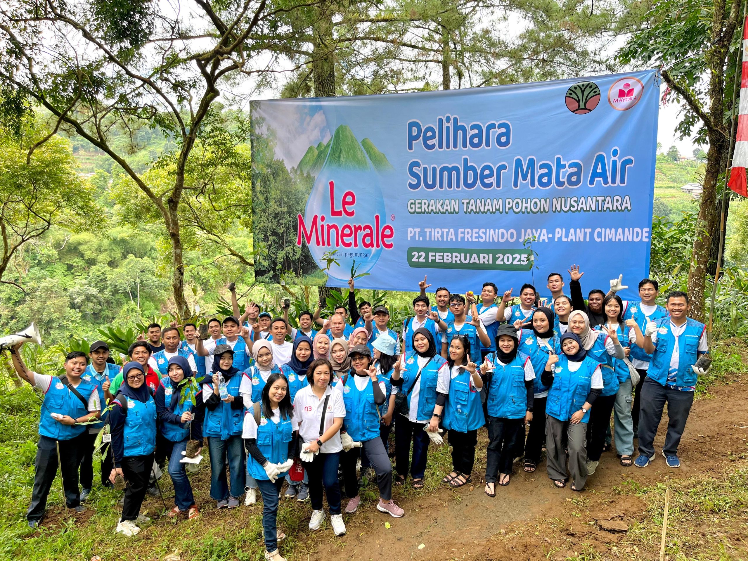 Pemulihan Ekosistem, TFJ Cimande Kembali Tebar 2000 Bibit Pohon di Kawasan TNGGP
