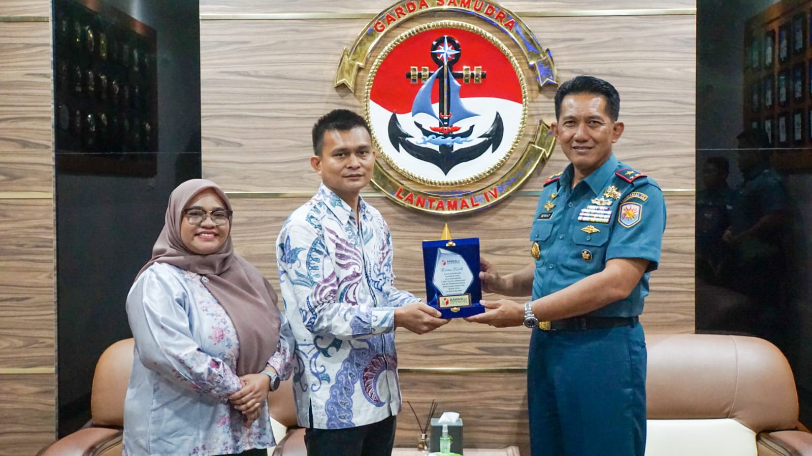 Apresiasi Sukseskan Pemilu 2025, Danlantamal IV Terima Courtesy Call Bawaslu Kota Batam