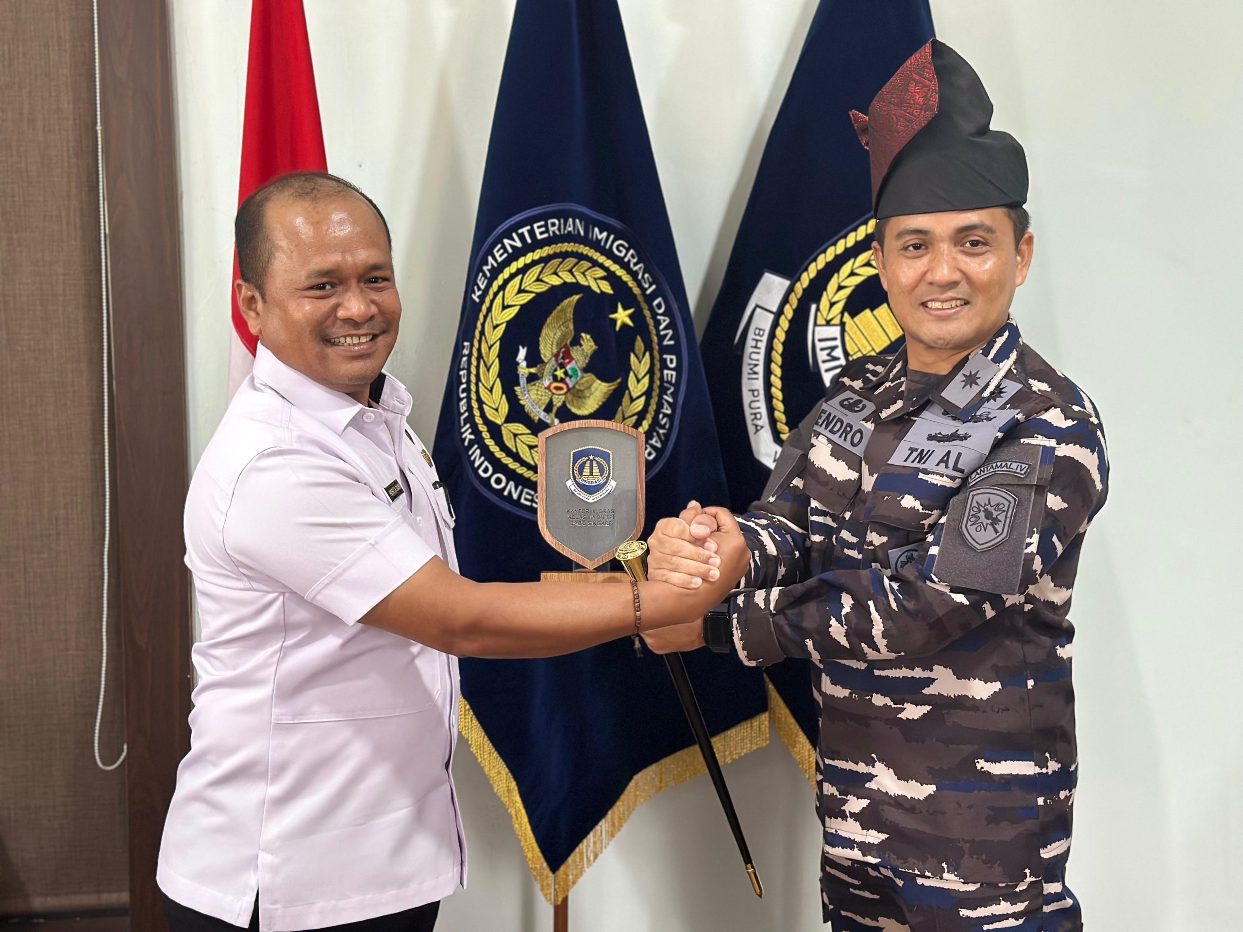 Pererat Sinergitas dan Silahturahmi, Danlanal DBS Laksanakan Kunjungan Kerja Ke Forkopimda Dabo Singkep