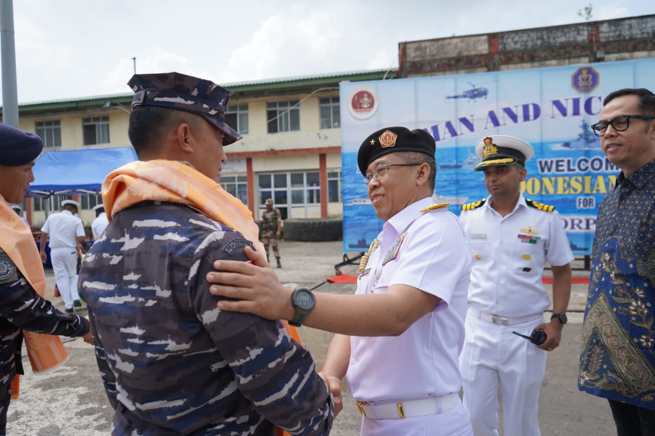 Satgas Patkor Indindo 44/25, KRI Lambung Mangkurat-374 Disambut Dengan Hangat di Kepulauan Andaman
