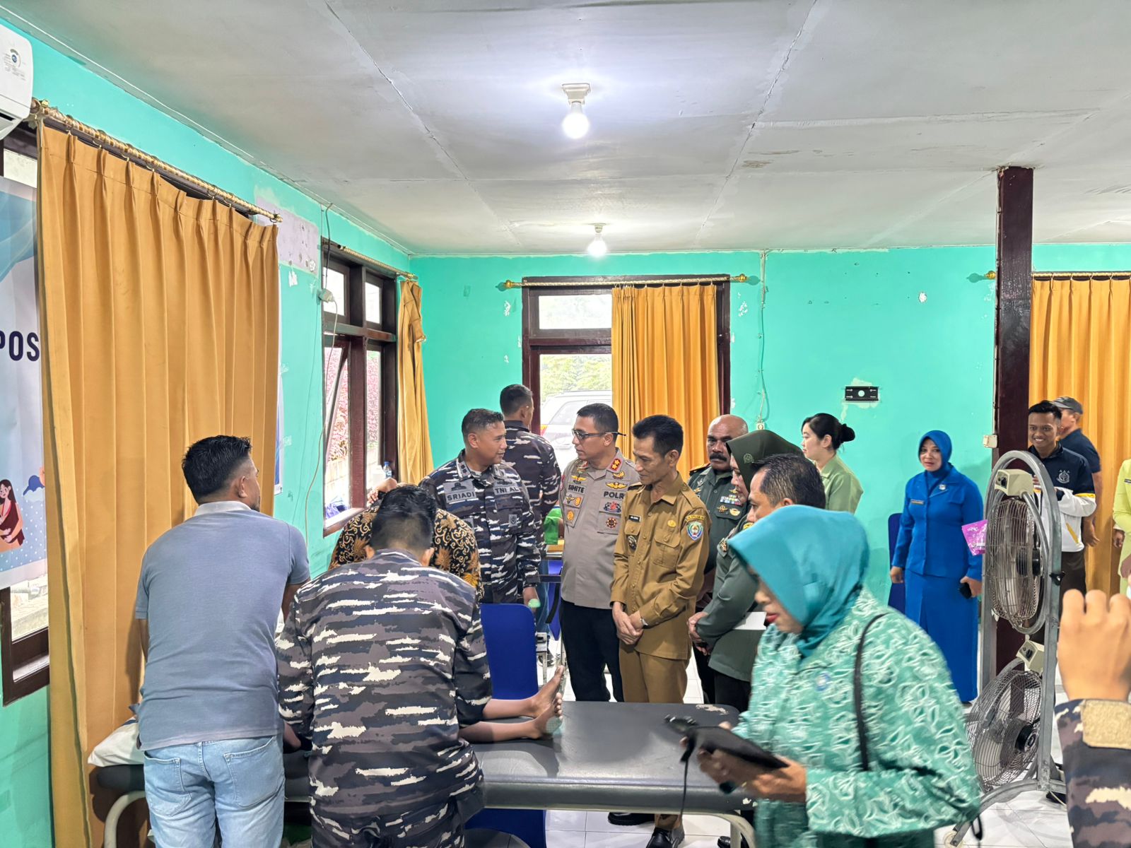 Peringati HUT Ke-32, Pangkalan TNI AL Aru Gelar Khitanan Massal dan Bhakti Sosial