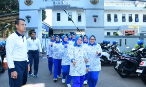 Jalin Silaturahmi dan Kebersamaan, Serta Menjaga Kesehatan dan Kebugaran, Keluarga Besar Lanal Bandung Gelar Olahraga Bersama