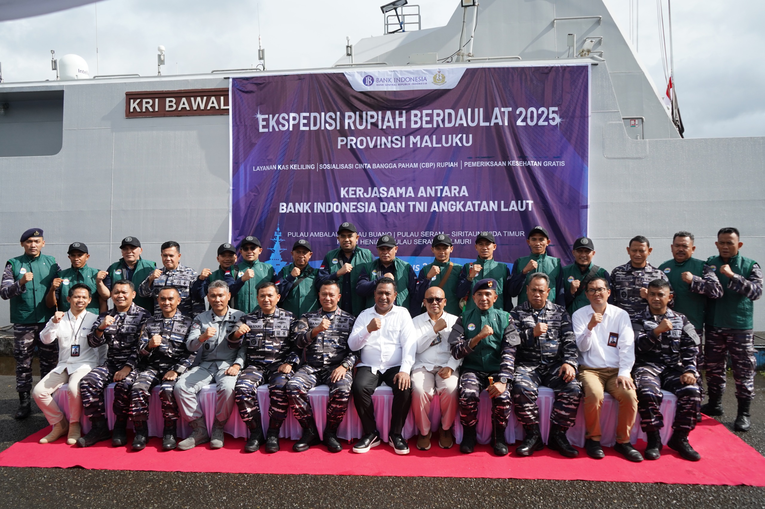 Bersinergi Dengan Bank Indonesia Provinsi Maluku, Danlantamal IX Ambon Ikuti Pelepasan Tim Ekspedisi Rupiah Berdaulaut 2025