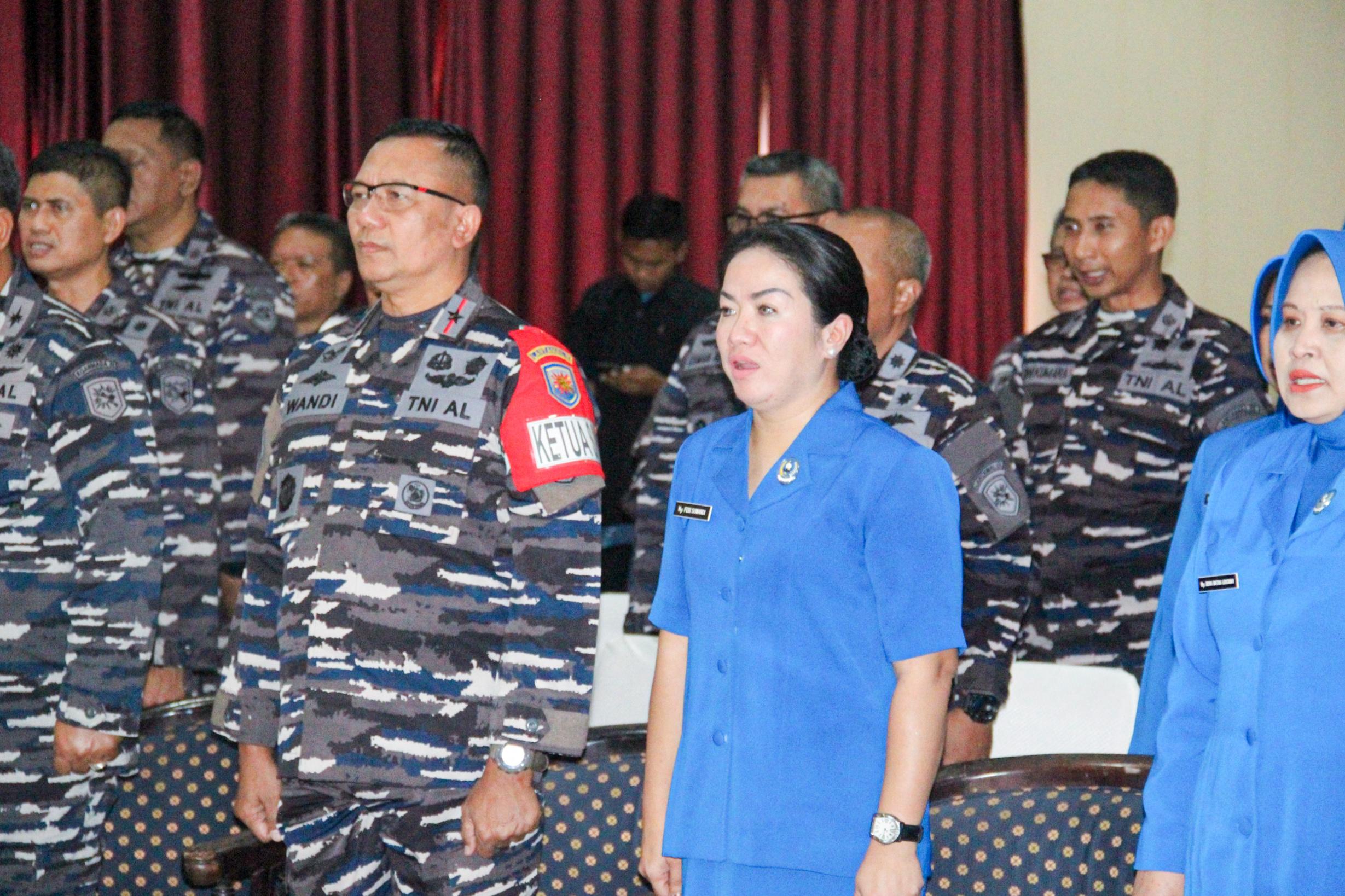 Danlantamal IX Ambon Didampingi Ketua Korcab IX DJA III Ikuti Pengarahan Pembina dan Ketua Daerah Jalasenastri Armada III