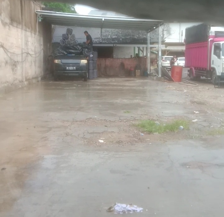 Jenis Bahan Bakar Pertalite Dioplos Dengan Minyak Mentah, Merasa Kebal Hukum Diduga Storan Ke APH