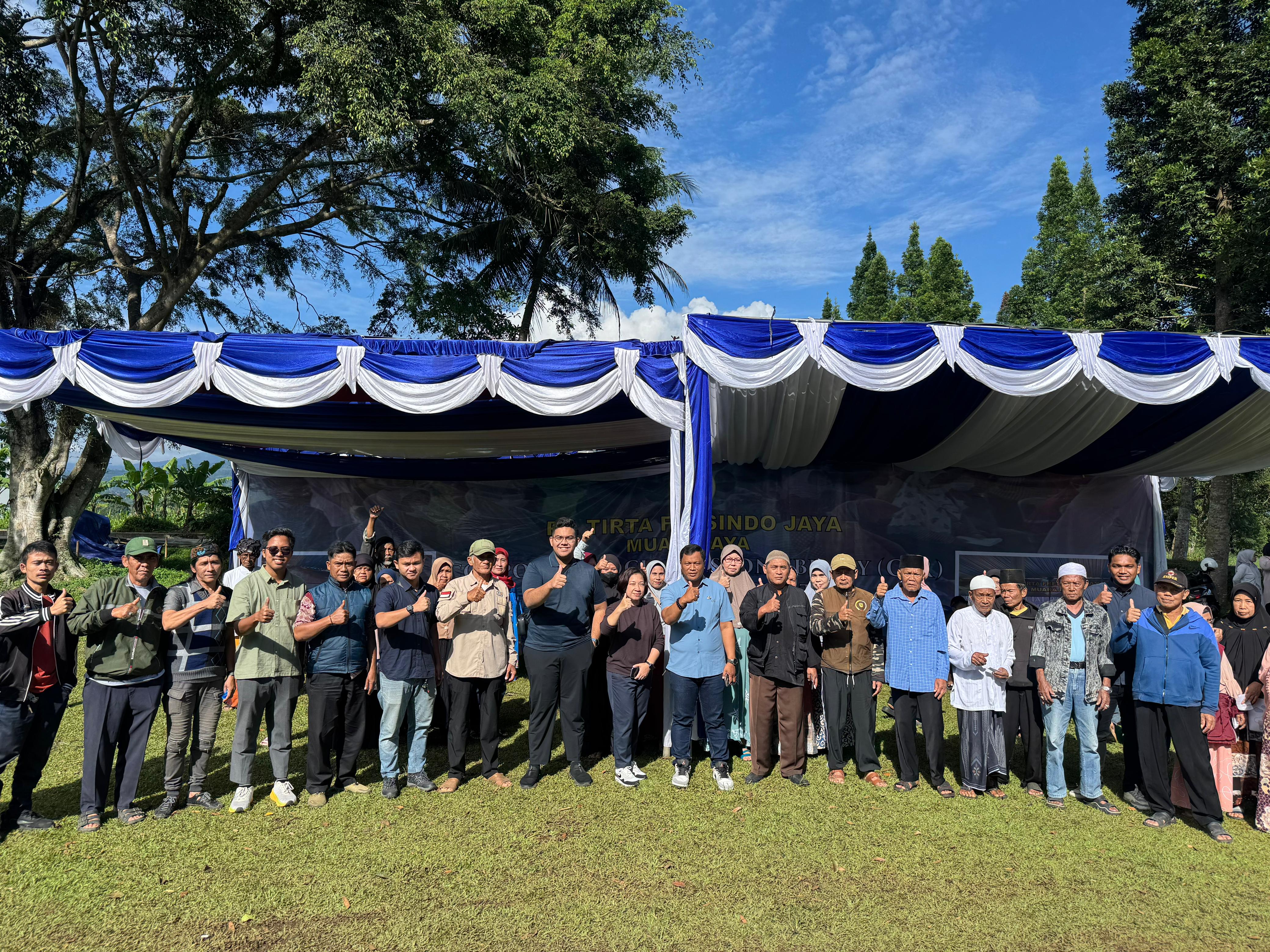 CSR Bidang Kesehatan, TFJ Muarajaya Gelar Pengobatan Gratis Untuk Ratusan Warga