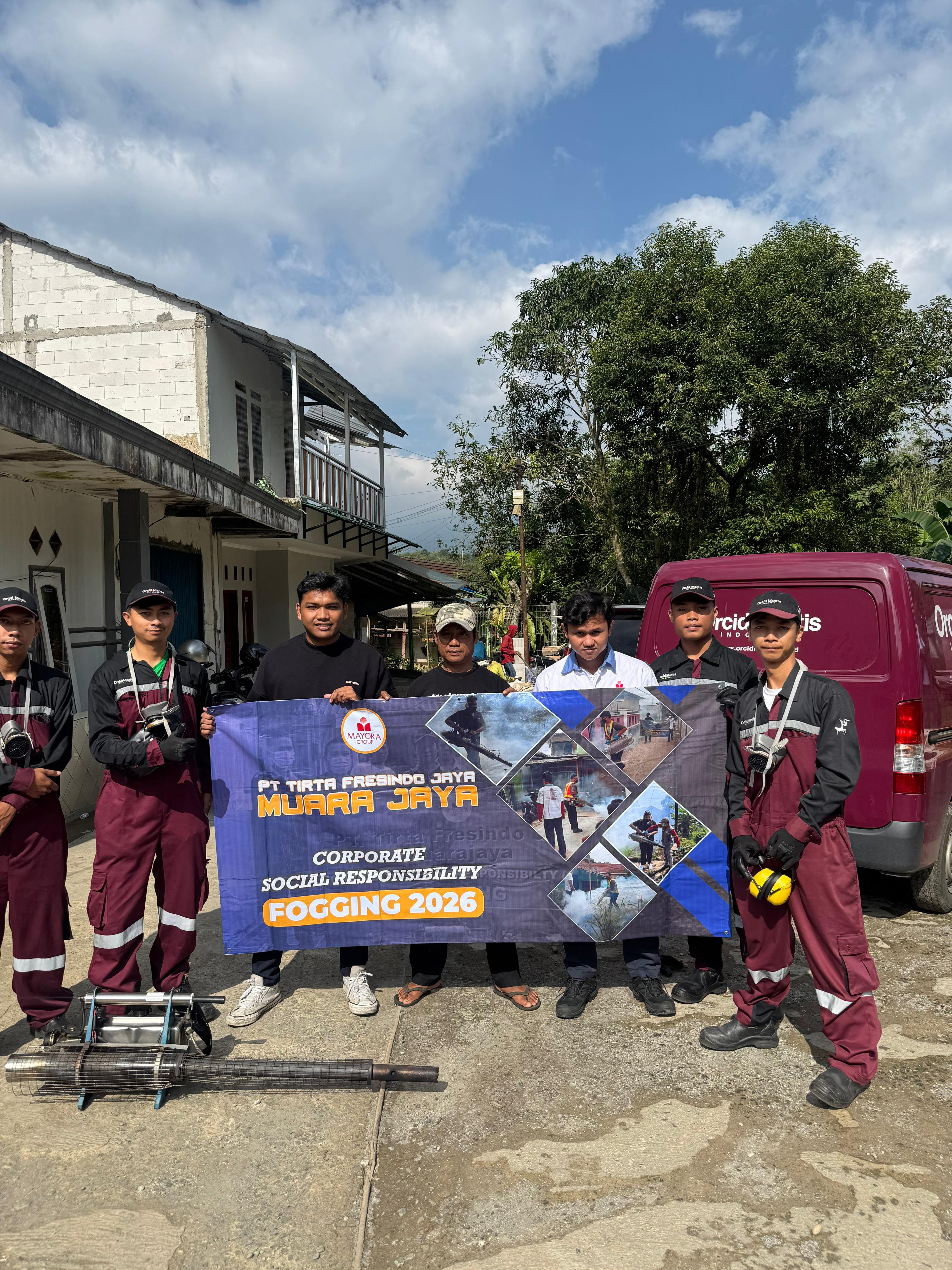 Antisipasi Wabah DBD, TFJ Muarajaya Kembali Fogging Lingkungan Warga