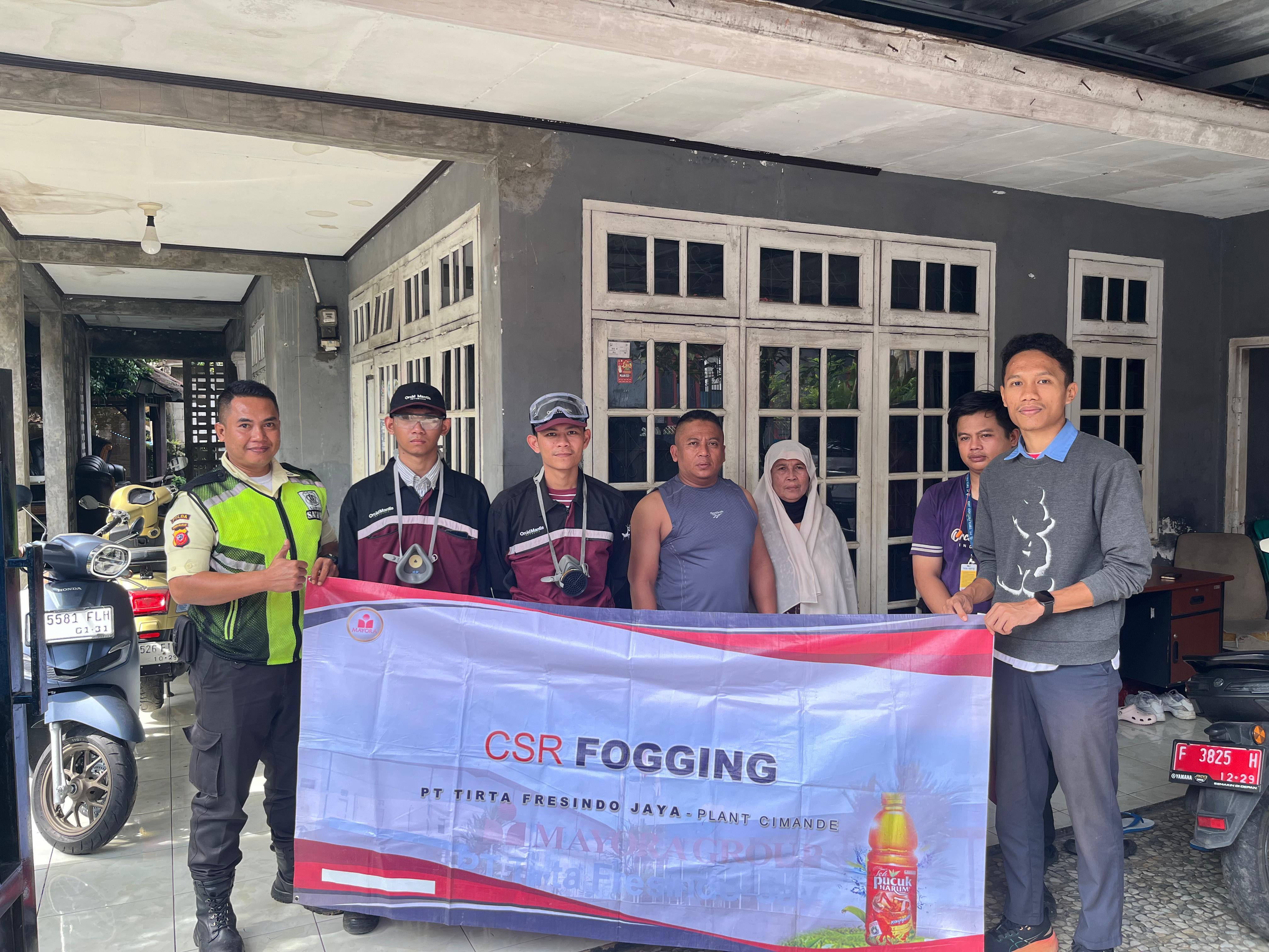 Antisipasi DBD, TFJ Cimande Kembali Fogging Lingkungan Warga dan Fasilitas Umum